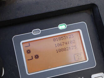 2016-toyota-8fbek18t-1408144-45055087