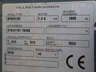 2016-toyota-8fbek18t-1408144-45055094