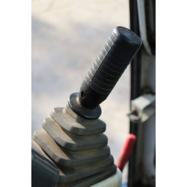 2006 اي اتش اي 35N2-45055169