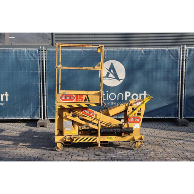 1980 هايستر M-15-45055464