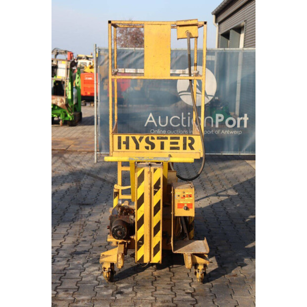 1980 هايستر M-15-45055467