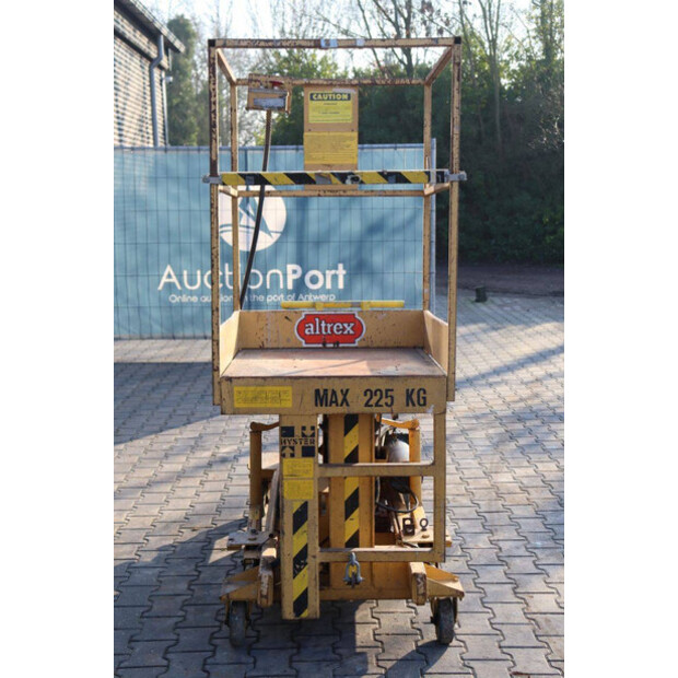 1980 هايستر M-15-45055470