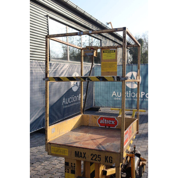 1980 هايستر M-15-45055472