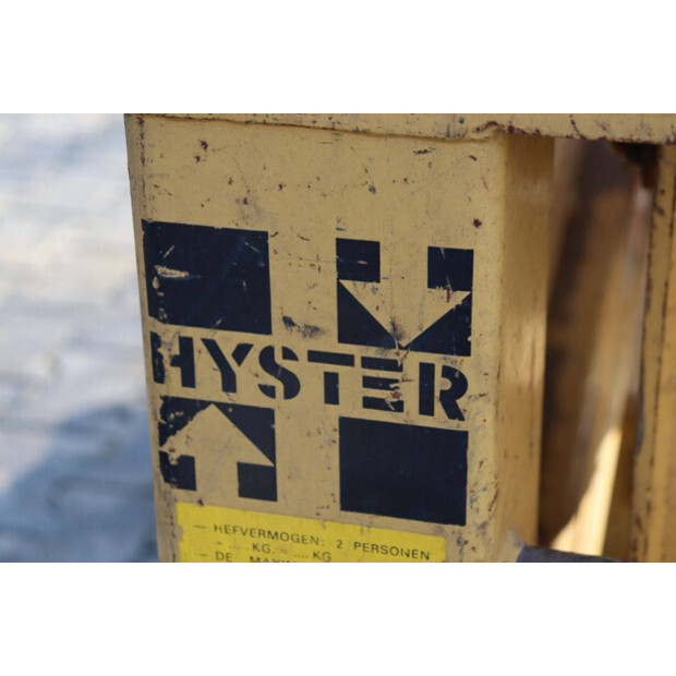 1980 هايستر M-15-45055475