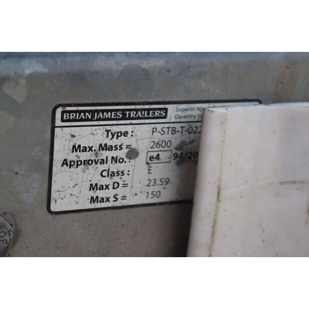 بريان جيمس P-STB-T-022-45055523