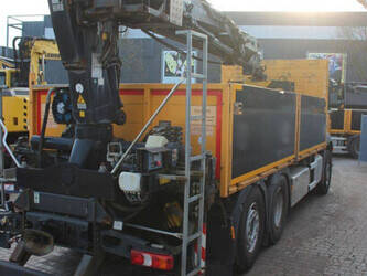 2014-mercedes-benz-antos-2540-1408173-45056167