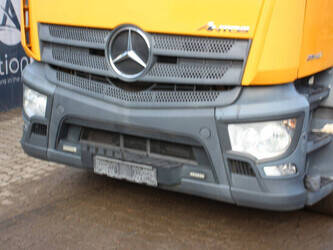 2014-mercedes-benz-antos-2540-1408173-45056170