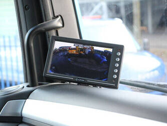 man-tgs-26-320-1408177-45056396