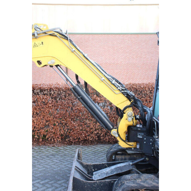 2020 YANMAR SV60-A-45056686