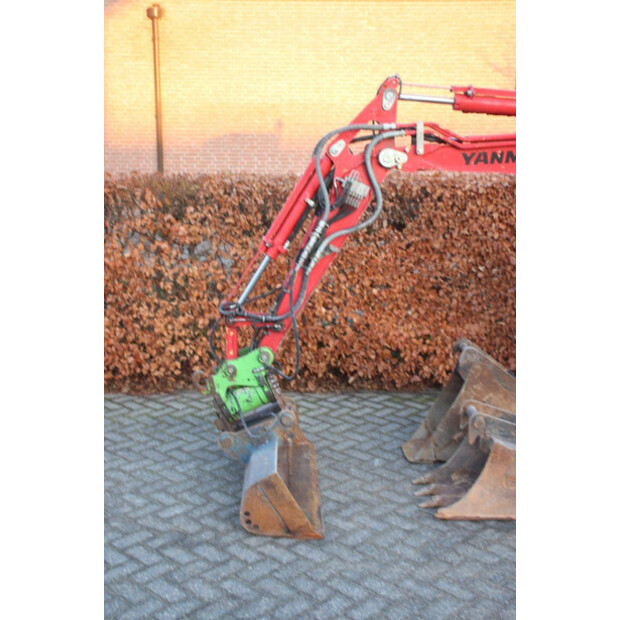 2021 YANMAR VIO23-6-45056725