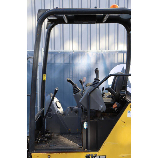 YANMAR SV15VT-45057333