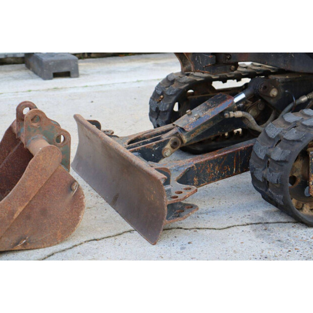 YANMAR SV15VT-45057349