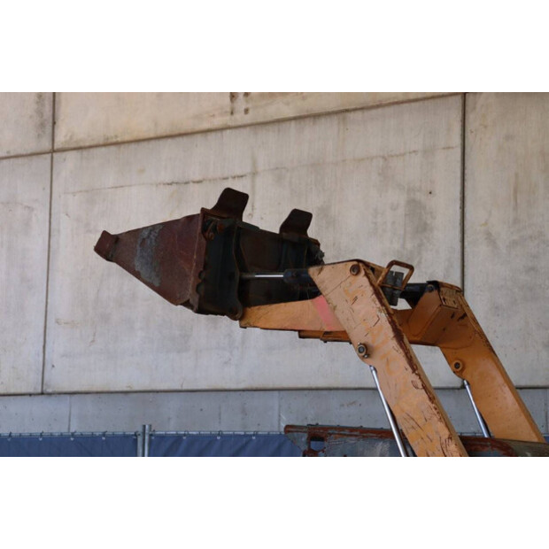 2011 موستانج SL2012-45057552