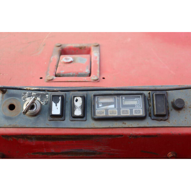 2000 KUBOTA KC250HR-45057699