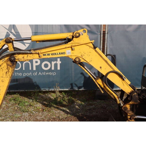 New Holland E10SR-45057901