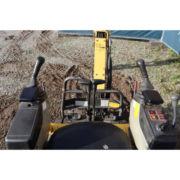 New Holland E10SR-45057911