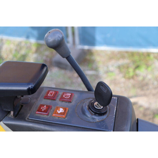 New Holland E10SR-45057919