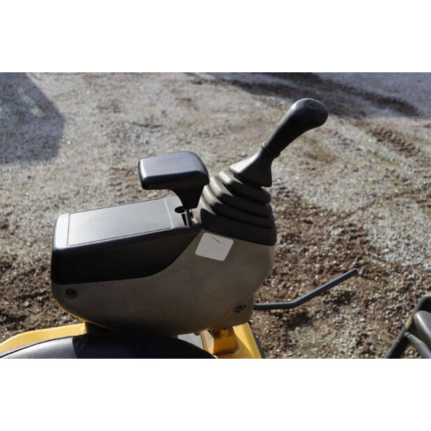 New Holland E10SR-45057922