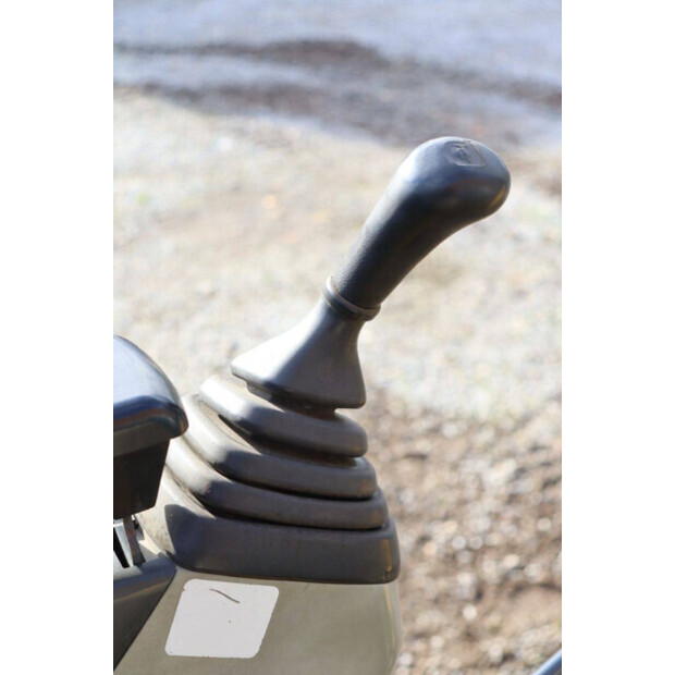 New Holland E10SR-45057923