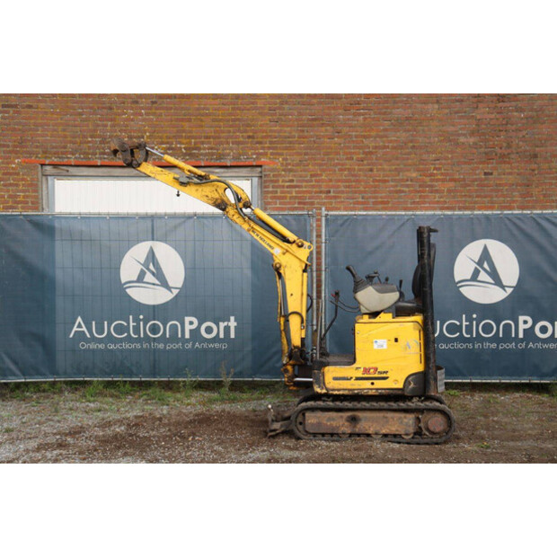 New Holland E10SR-45057929