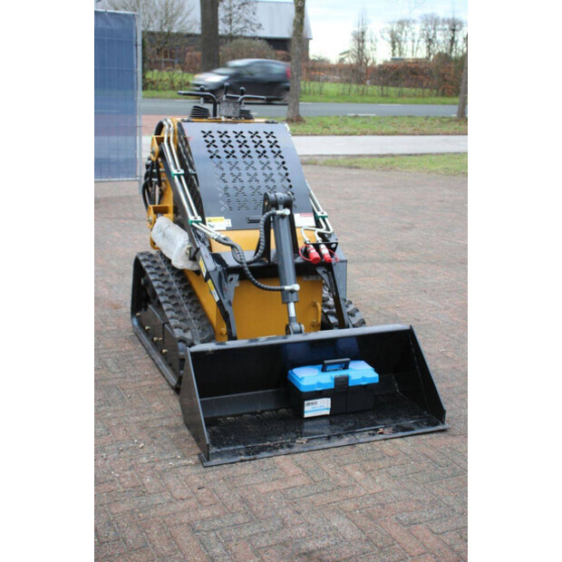 2025 LH T360-45058173