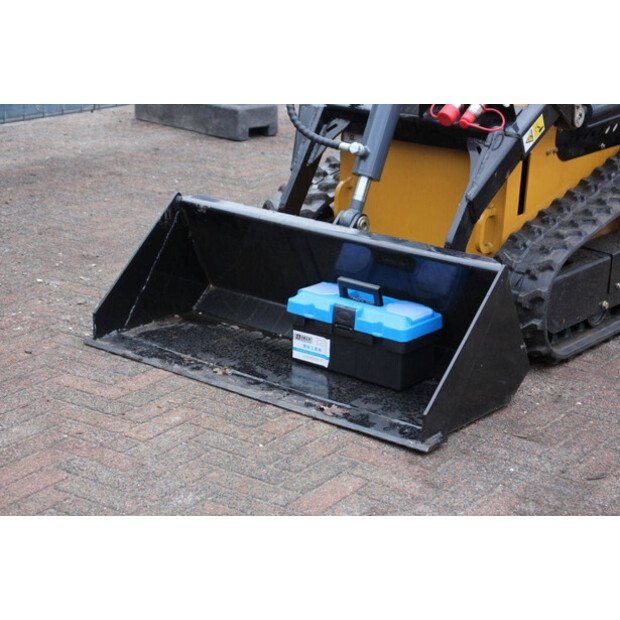 2025 LH T360-45058176