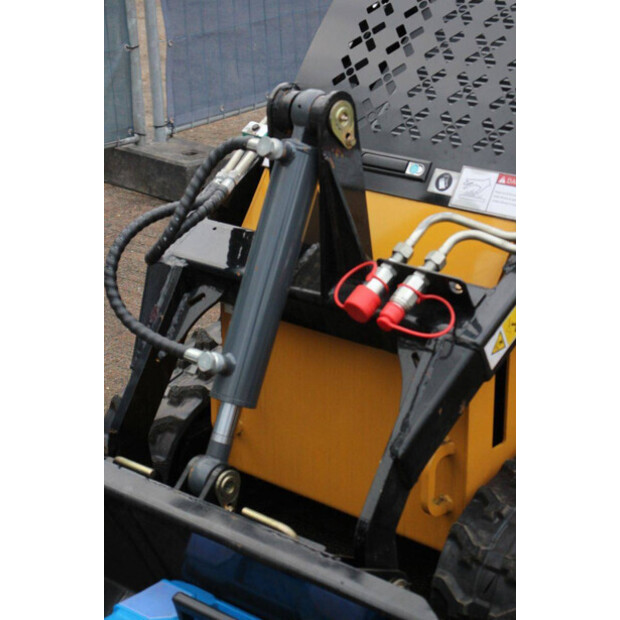 2025 LH T360-45058177