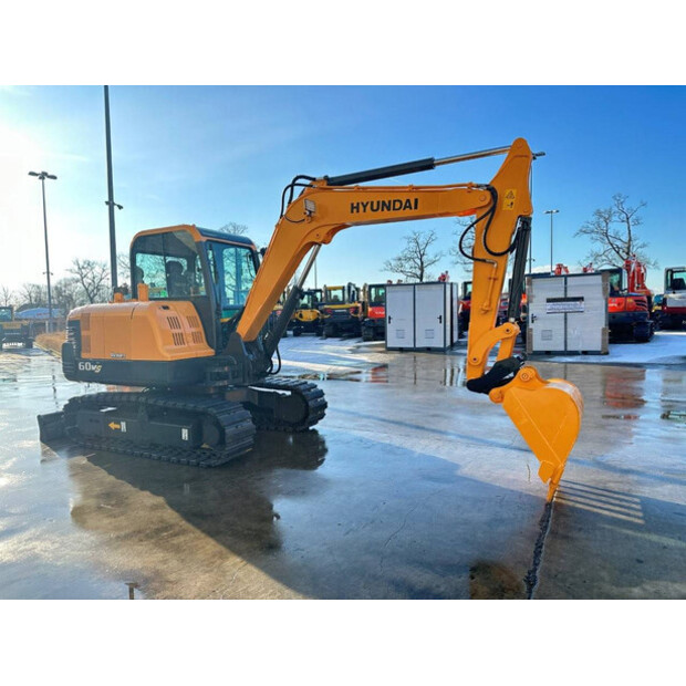 2020 هيونداي R60VS-45058738