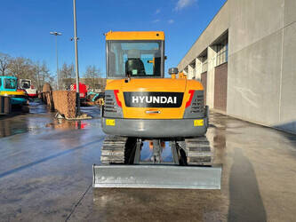 2020-hyundai-r60vs-1408252-45058740