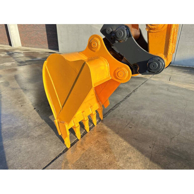 2020 هيونداي R60VS-45058743