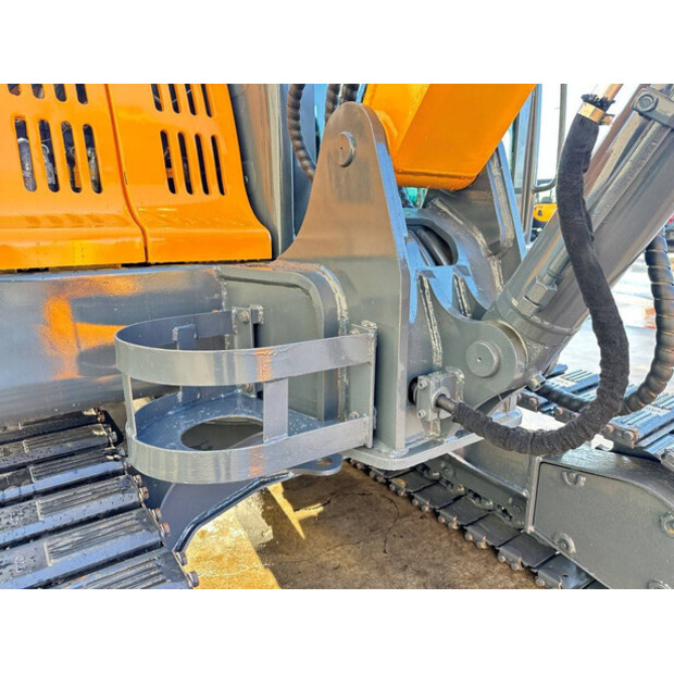 2020 هيونداي R60VS-45058750