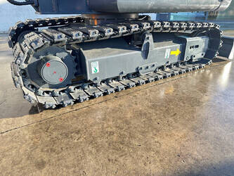 2020-hyundai-r60vs-1408252-45058754