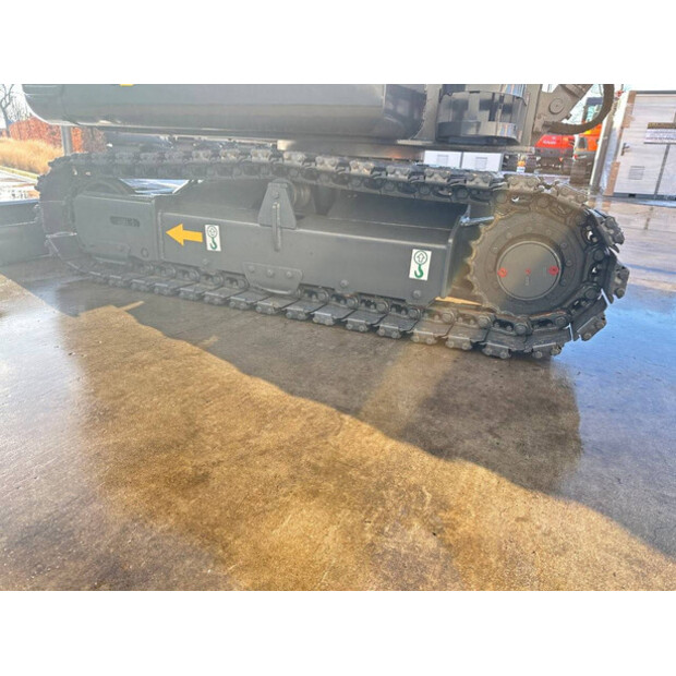 2020 هيونداي R60VS-45058756