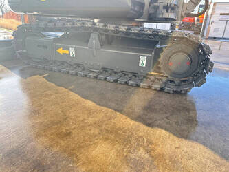 2020-hyundai-r60vs-1408252-45058756