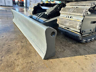 2020-hyundai-r60vs-1408252-45058758