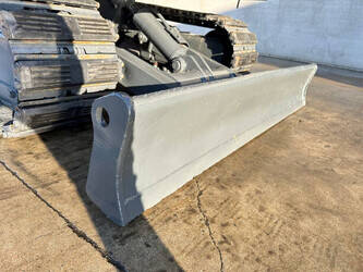 2020-hyundai-r60vs-1408252-45058760