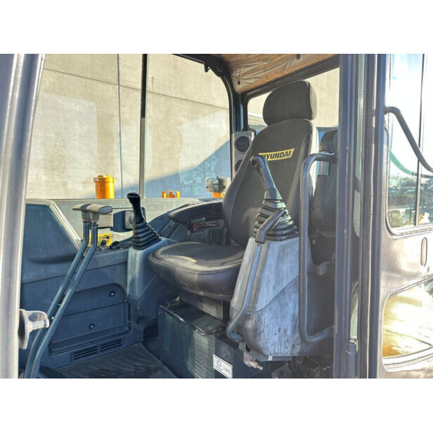 2020 هيونداي R60VS-45058769