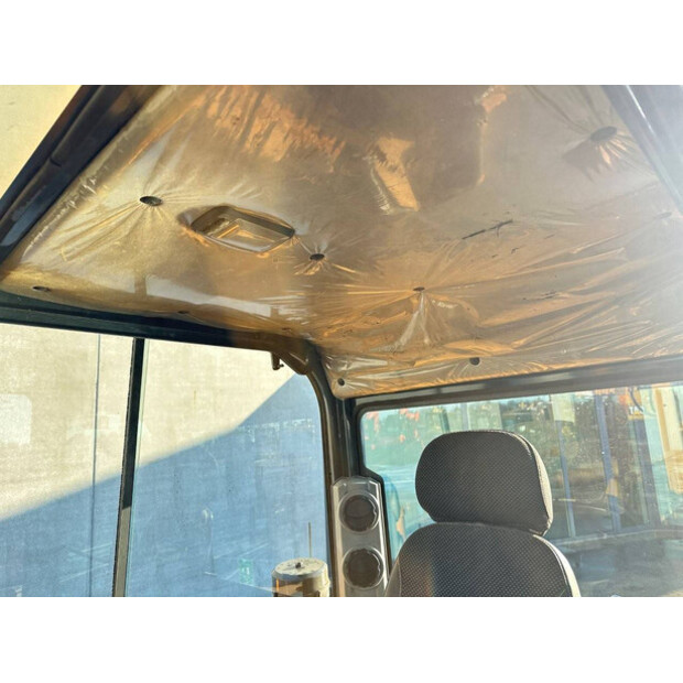 2020 هيونداي R60VS-45058770