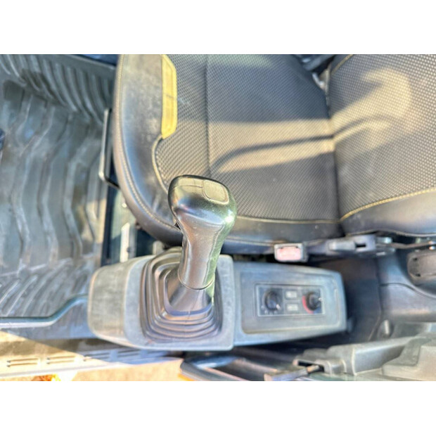 2020 هيونداي R60VS-45058774