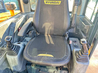 2020-hyundai-r60vs-1408252-45058775