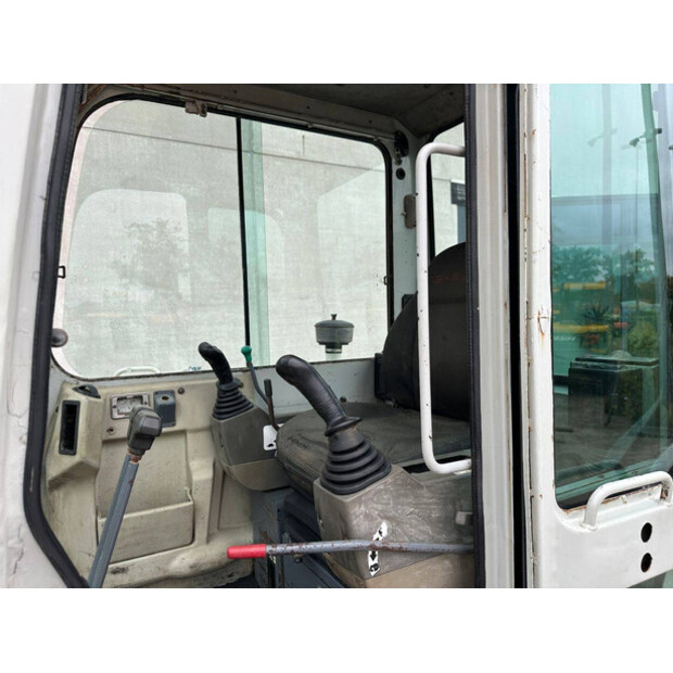 TAKEUCHI TB160C-45058953