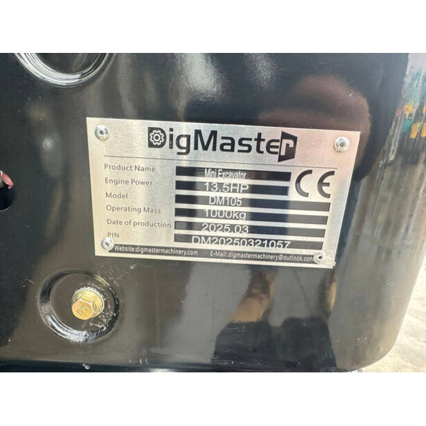 2025 DigMaster DM105-45059048
