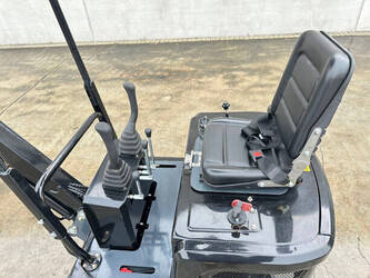 2025-digmaster-dm105-45059058