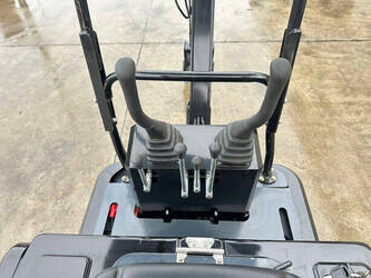 2025-digmaster-dm105-45059059