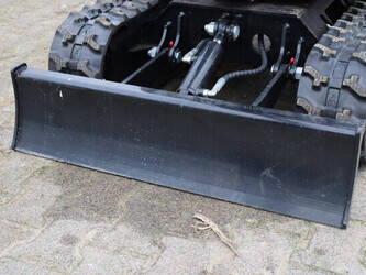 2025-vicsec-13-r-1408272-45059431