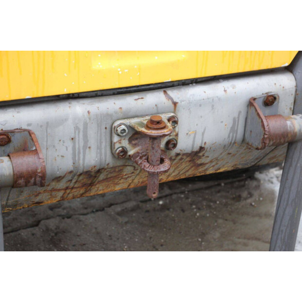 2000 ميكالاك 12MX-45059622