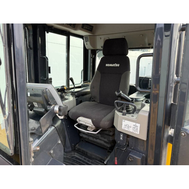 2017 Komatsu D61PXI-24-45059926