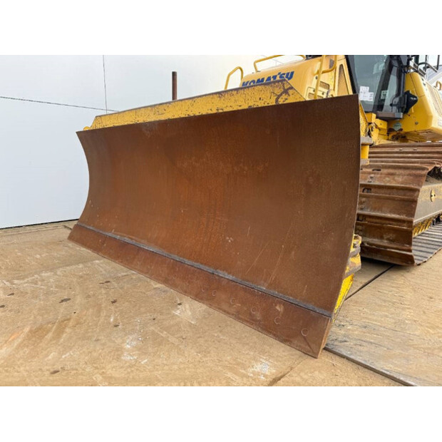 2017 Komatsu D61PXI-24-45059944