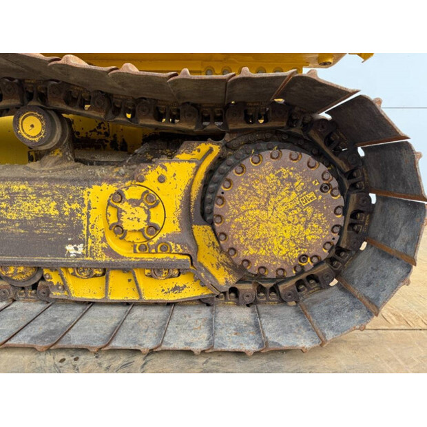 2017 Komatsu D61PXI-24-45059949