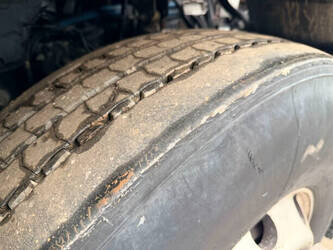 2001-renault-acmar-1408294-45060110